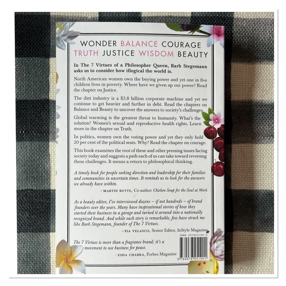 The 7 Virtues of a Philosopher Queen Softcover Book 🆕 - Picture 3 of 4